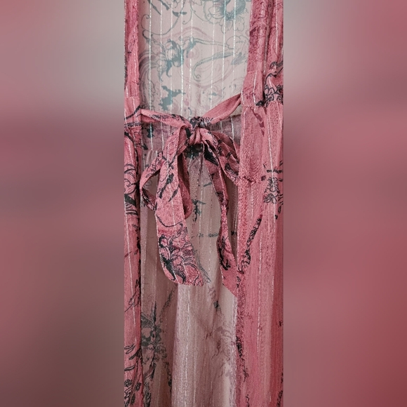 🌟NWOT Sheer Kimono-style Boho Chic Flowy Overlay Wrap With Tie Front-One Size🌟 - Picture 4 of 12